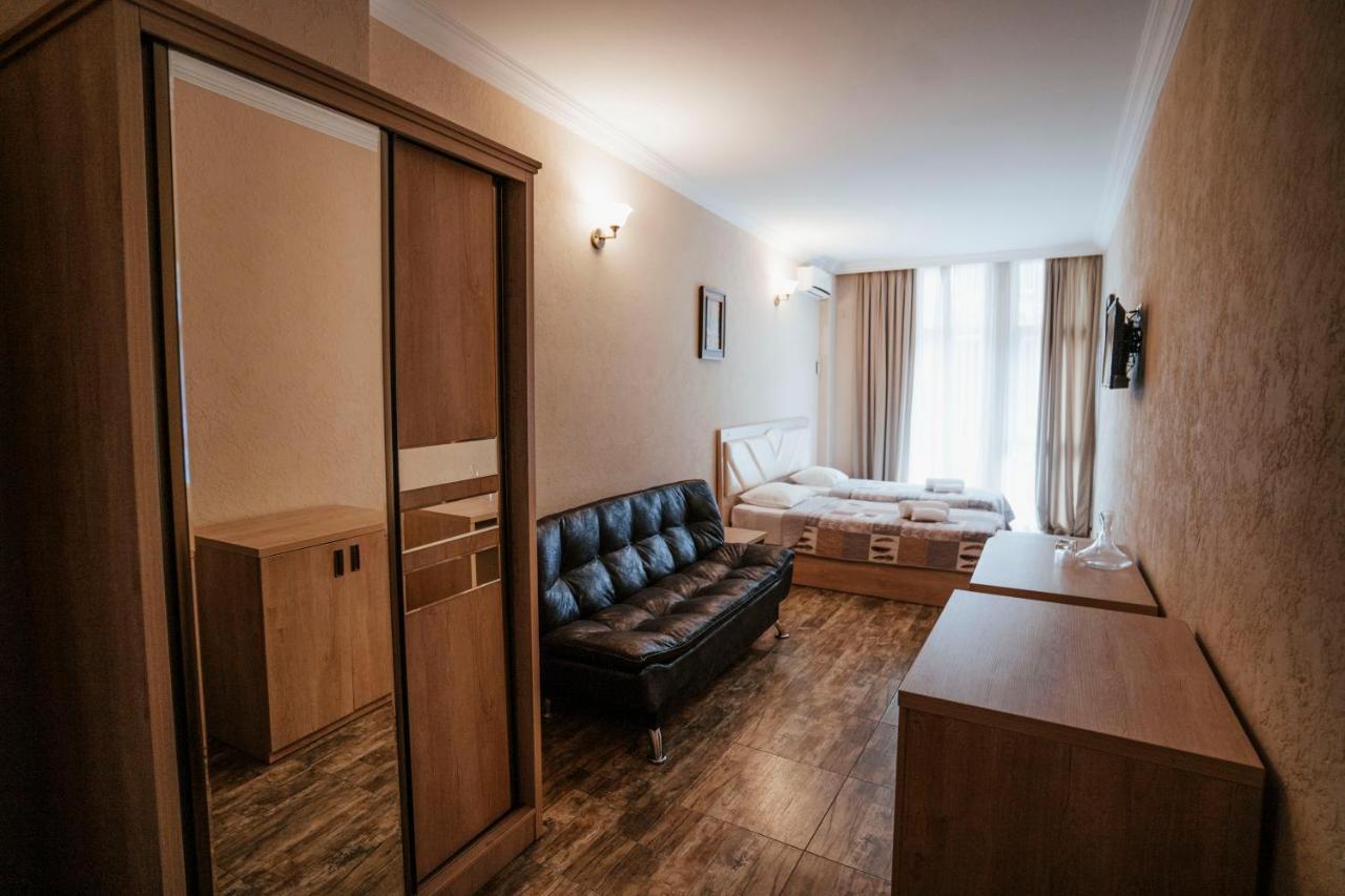 Hotel General 巴统 外观 照片