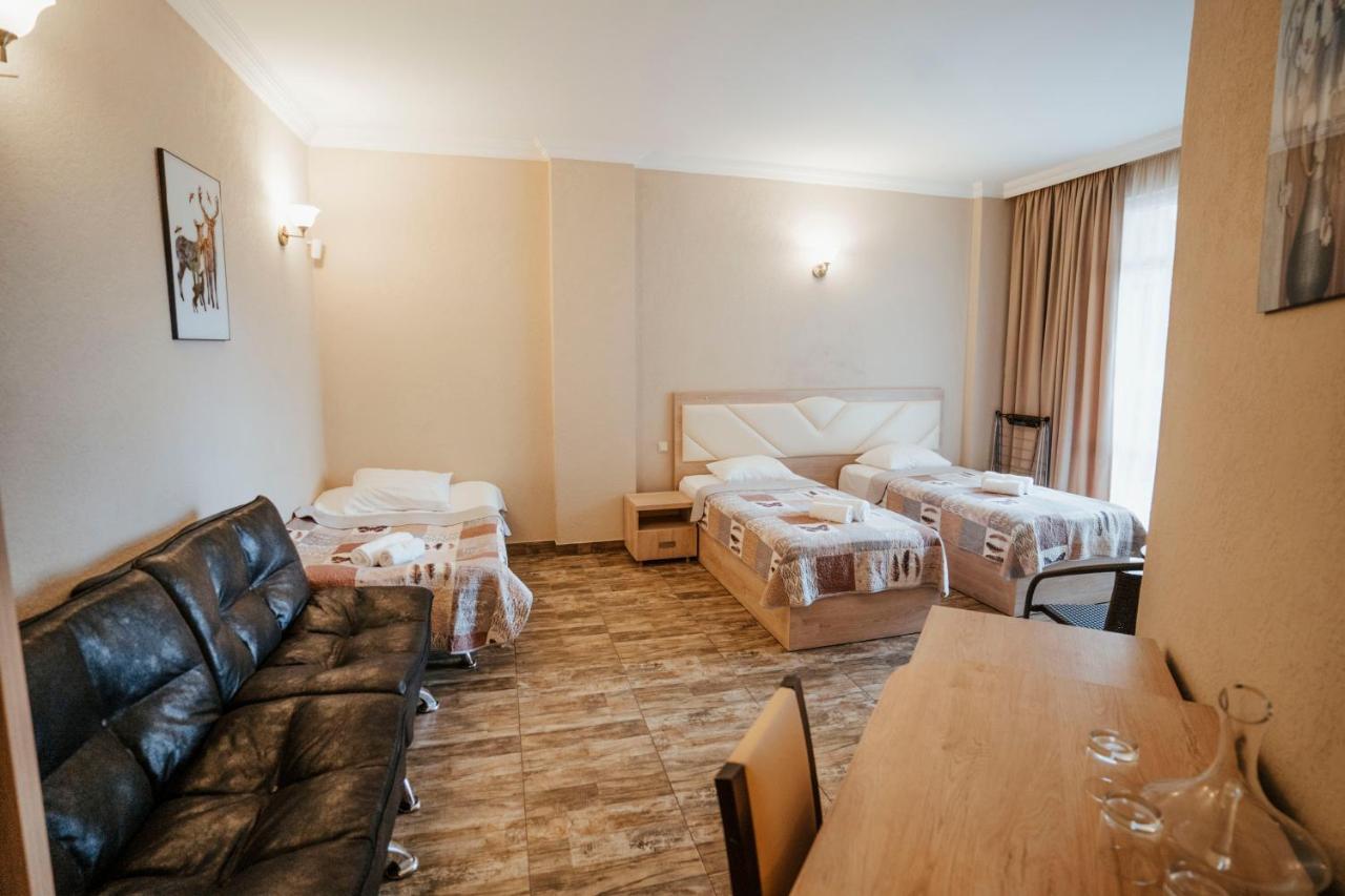 Hotel General 巴统 外观 照片